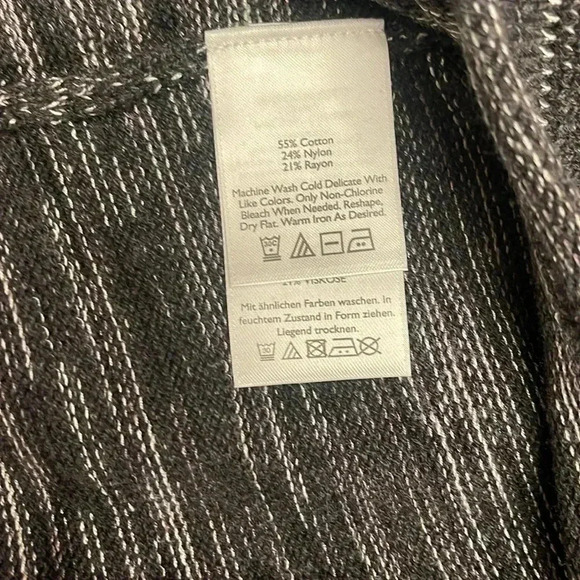Eddie Bauer gray and white sweater size TXL - Picture 4 of 6